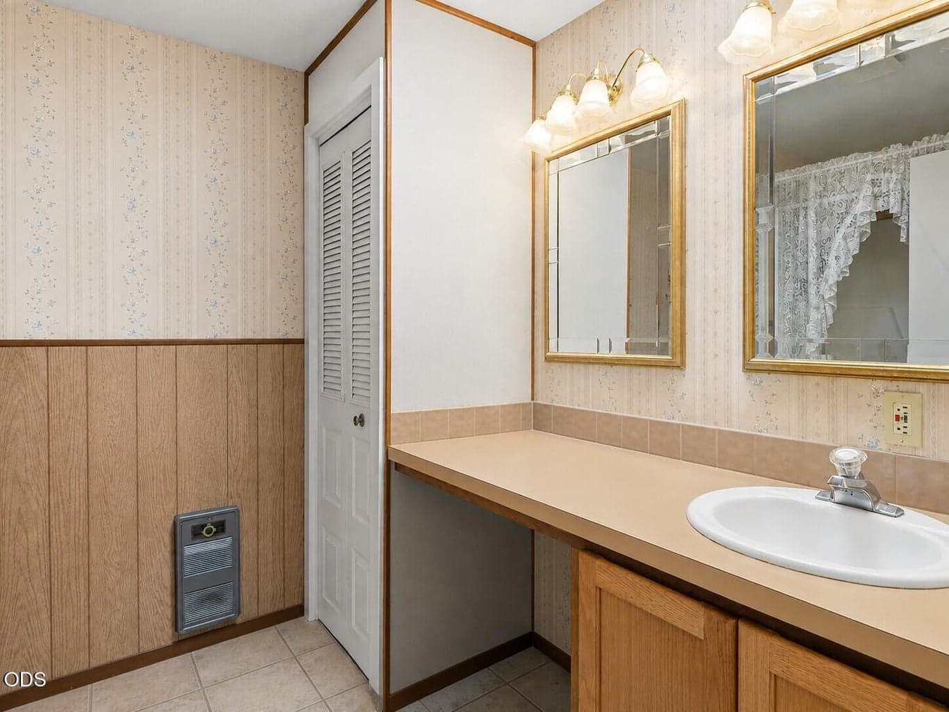 Photo of 1509 NW 8th Street 20 of 39