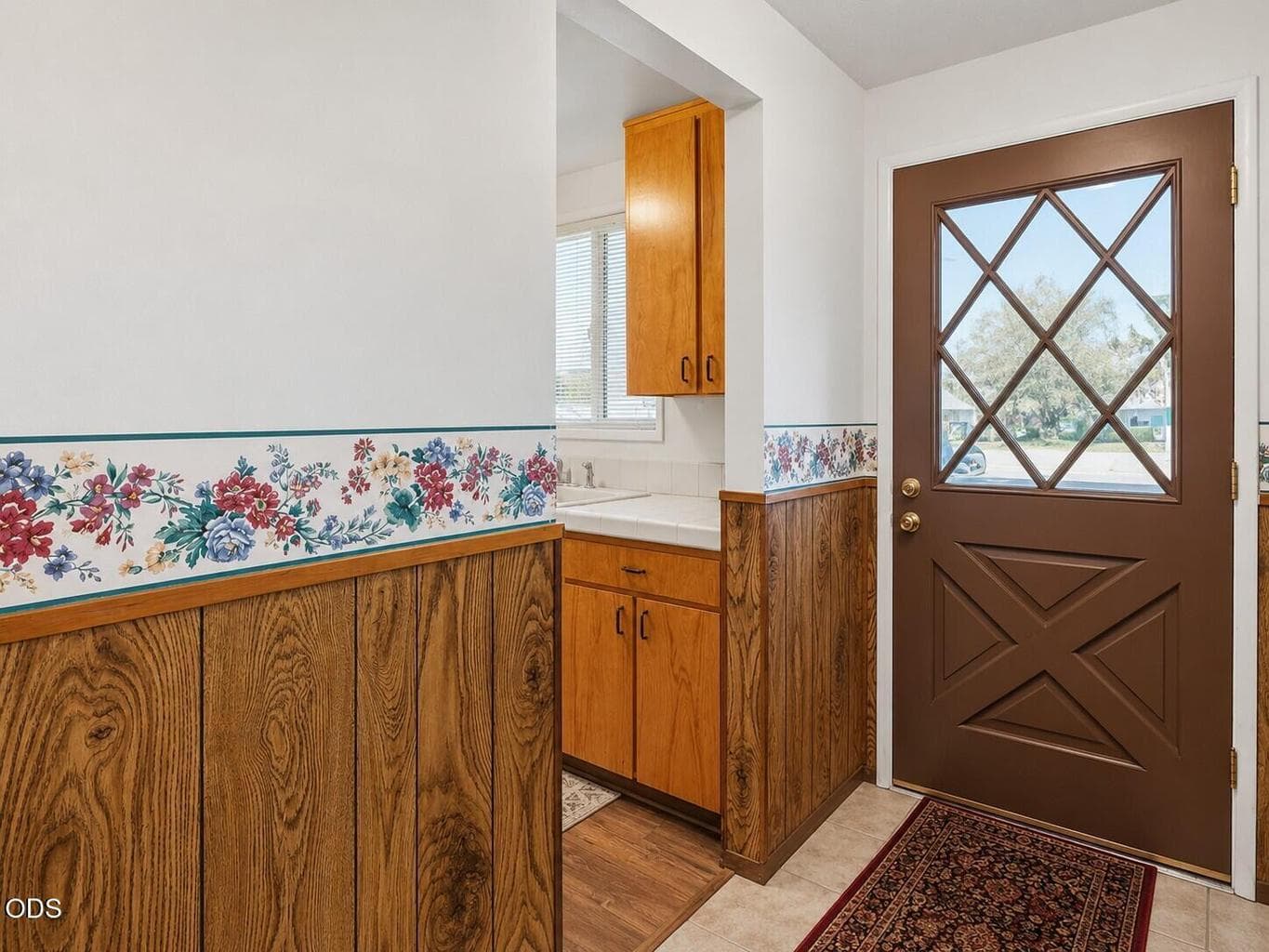 Photo of 1509 NW 8th Street 4 of 39