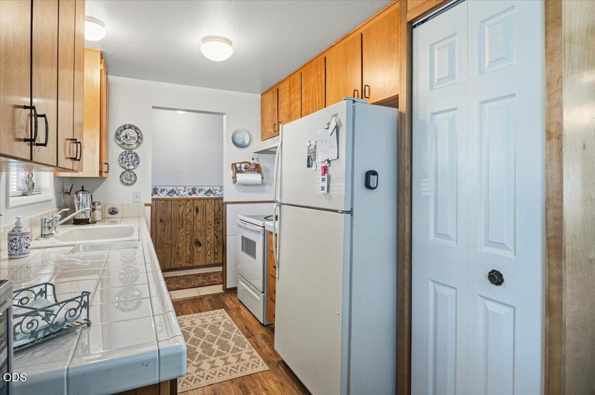 Photo of 1509 NW 8th Street 7 of 39
