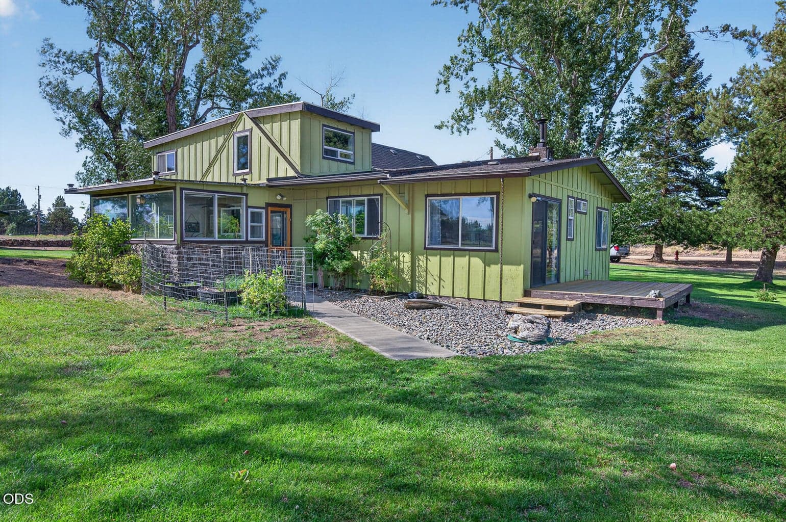 Photo of 21485 Modoc Lane 32 of 74