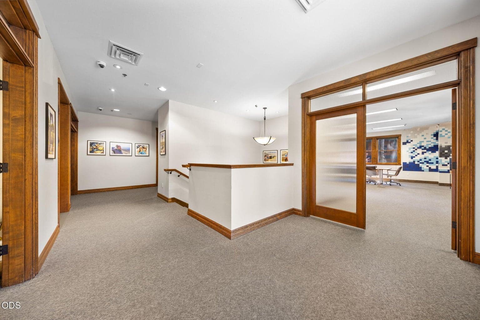 2nd floor Hallway