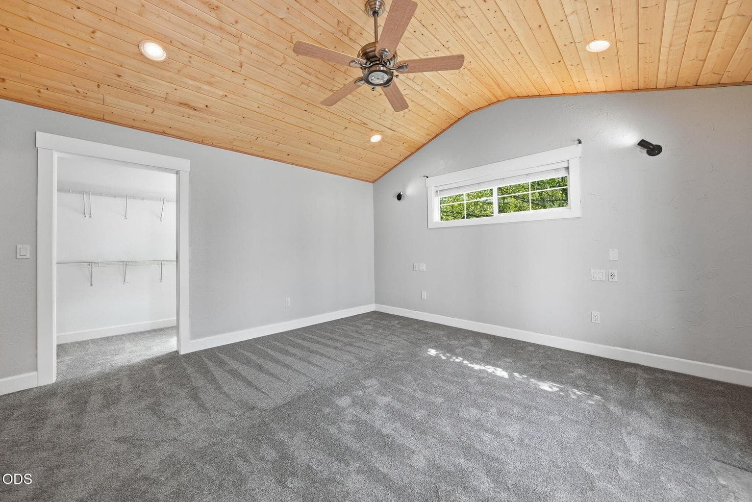Photo of 2245 NE Shepard Road 13 of 39