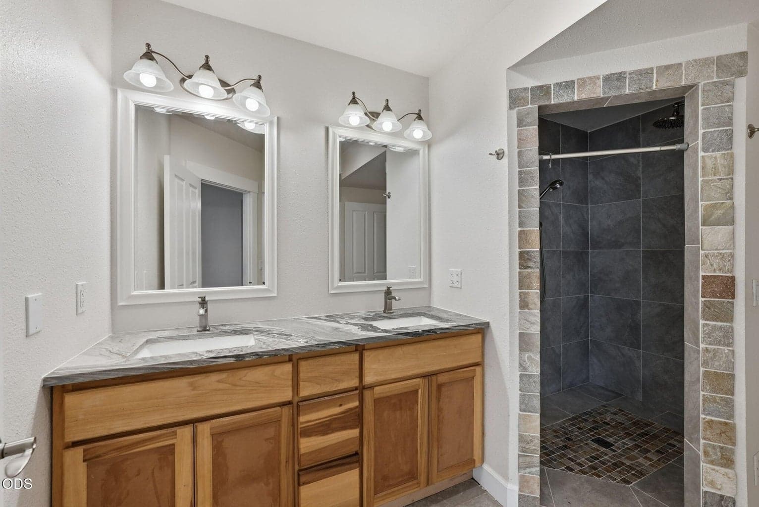 Photo of 2245 NE Shepard Road 15 of 39