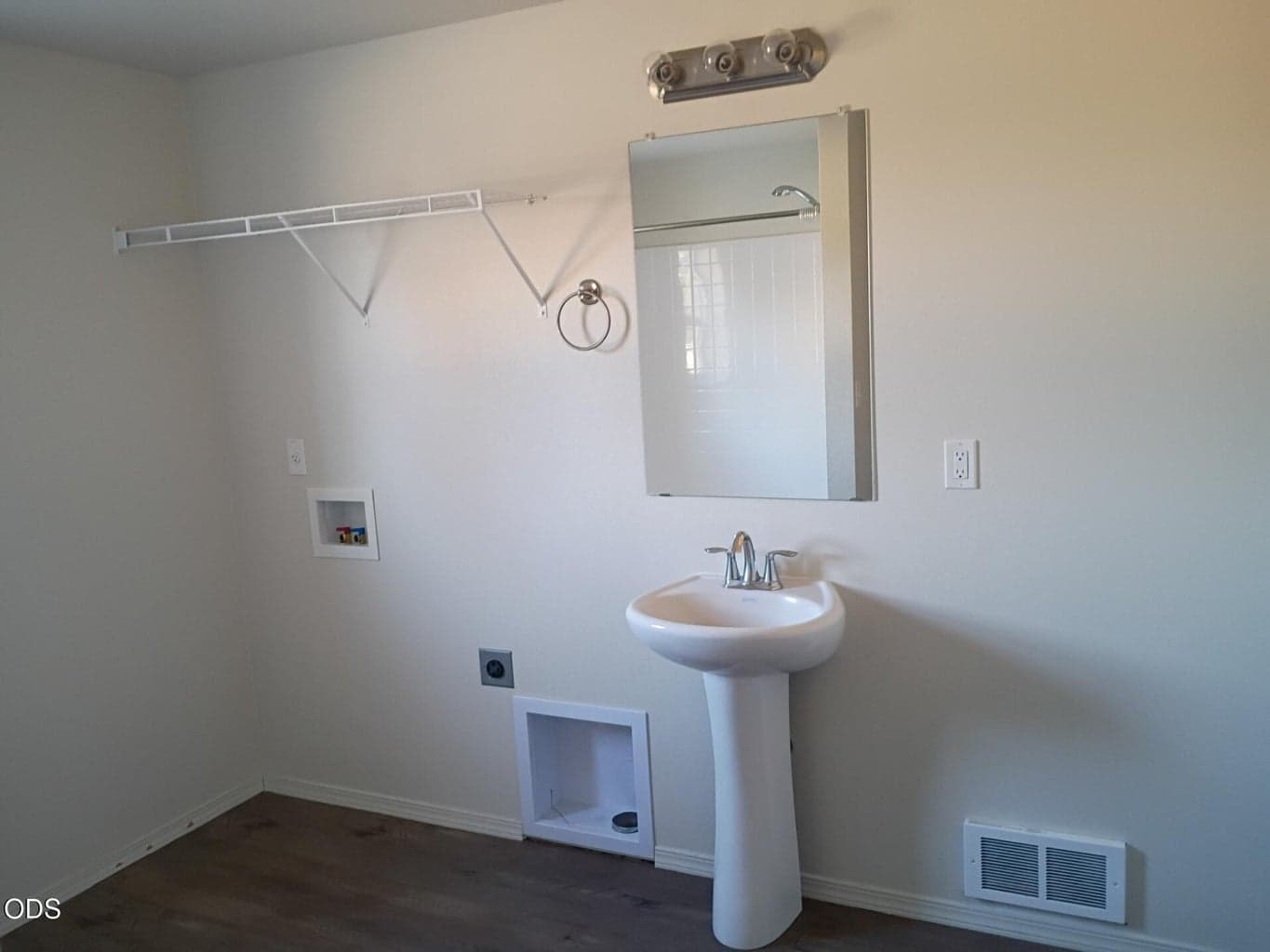 Photo of 12998 SW Cinder Drive 8 of 20