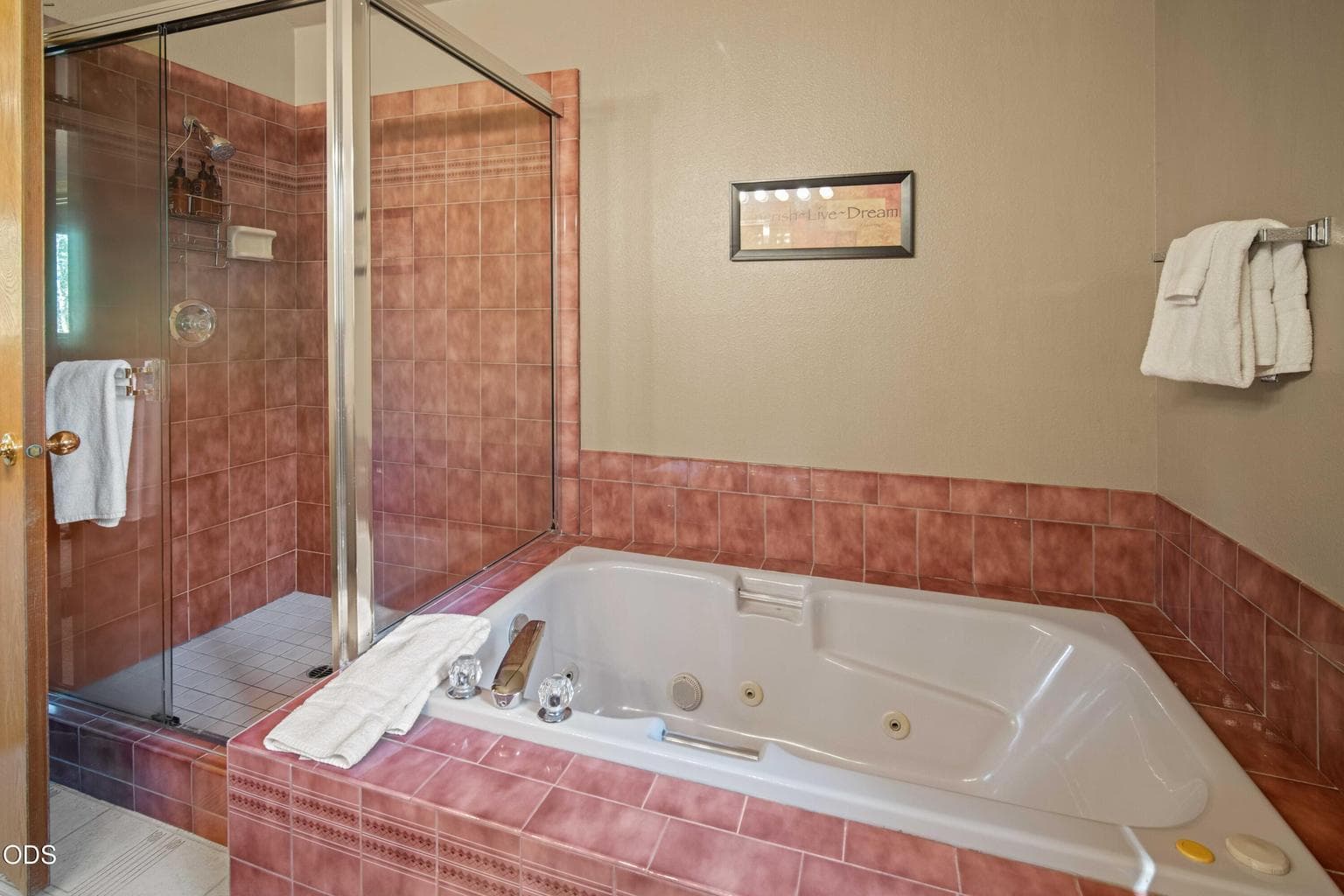 Unwind after hiking, biking or skiing with a jetted soaking tub and separate shower.