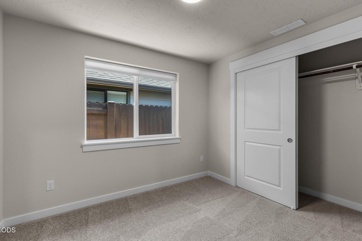 Photo of 2842 NW Sterling Drive 14 of 22