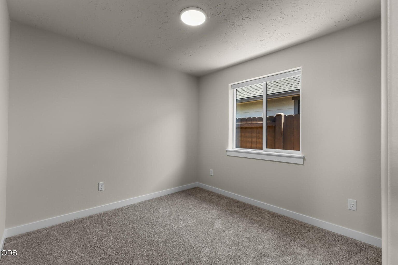 Photo of 2842 NW Sterling Drive 18 of 22
