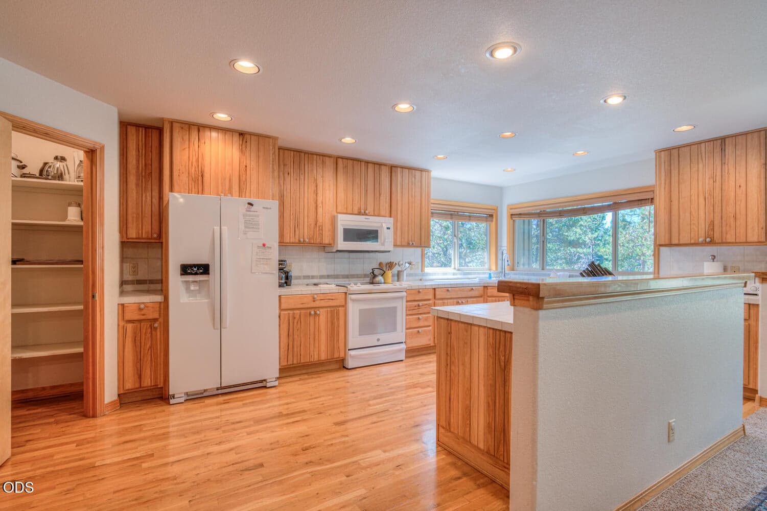 Photo of 57864 Blue Grouse Lane 8 of 38
