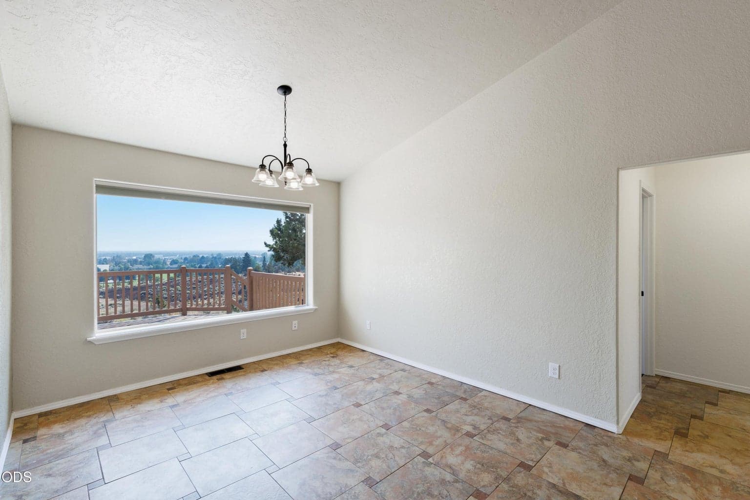 Photo of 3244 SW 34th Street 5 of 23