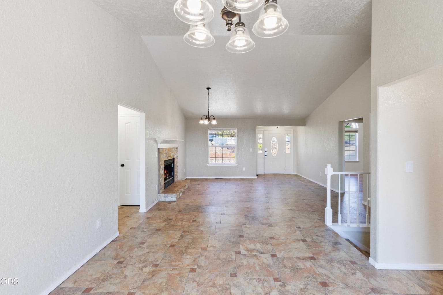 Photo of 3244 SW 34th Street 6 of 23