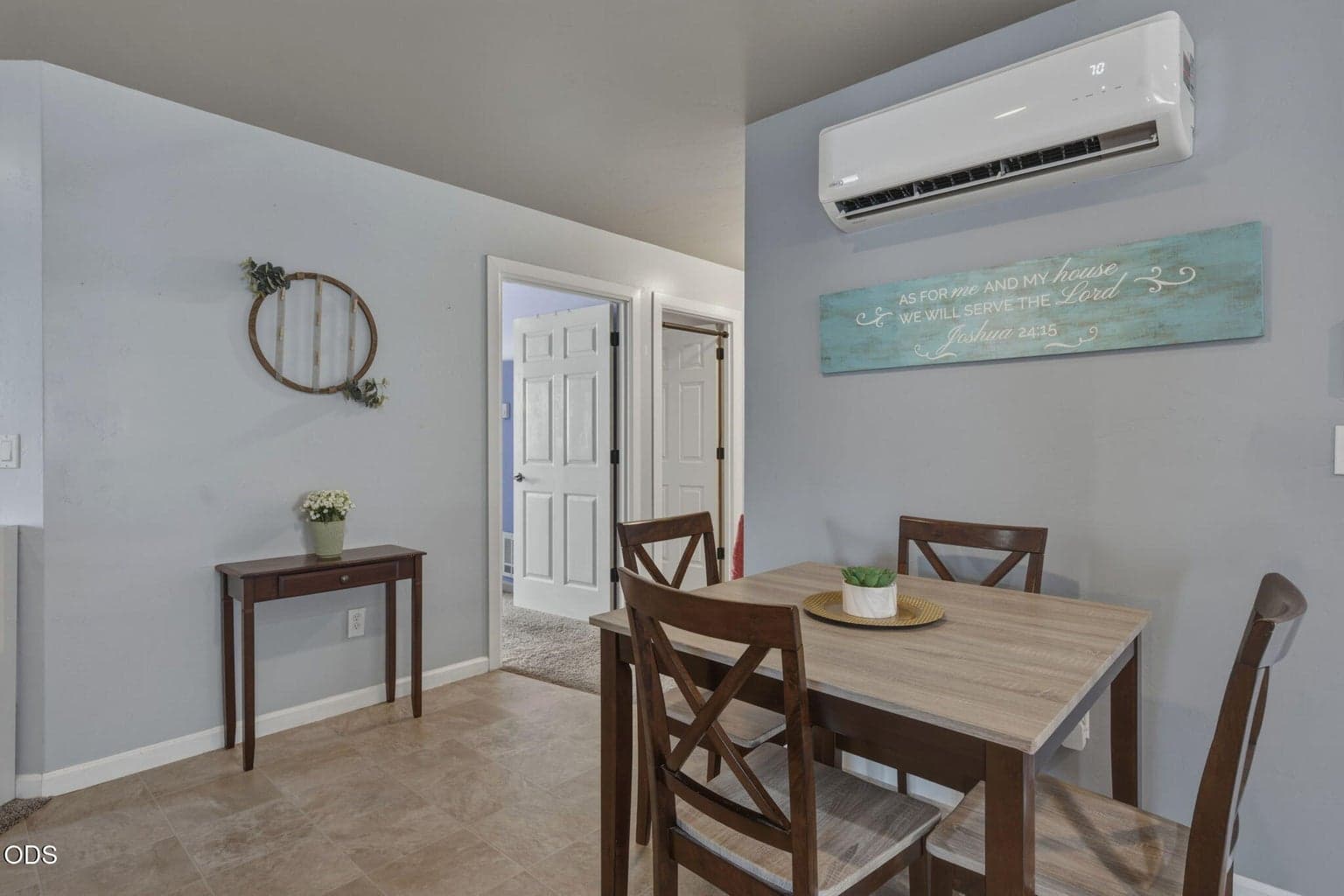 Photo of 61382 SE Geary Drive 13 of 27