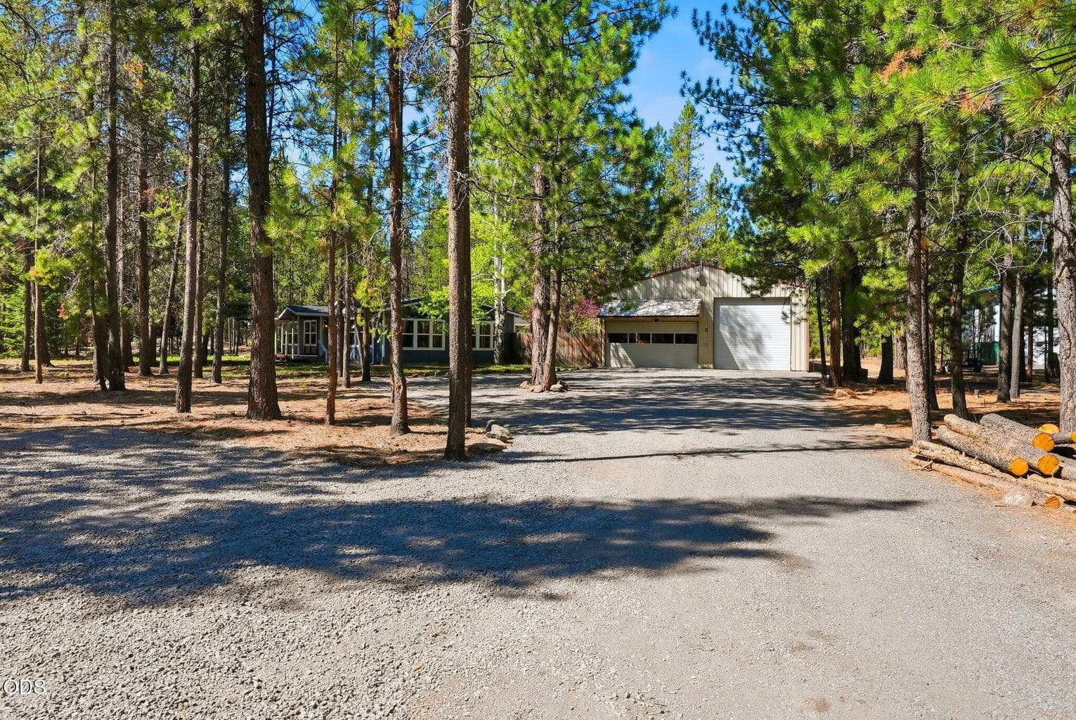 Photo of 50858 Fawn Loop 1 of 42