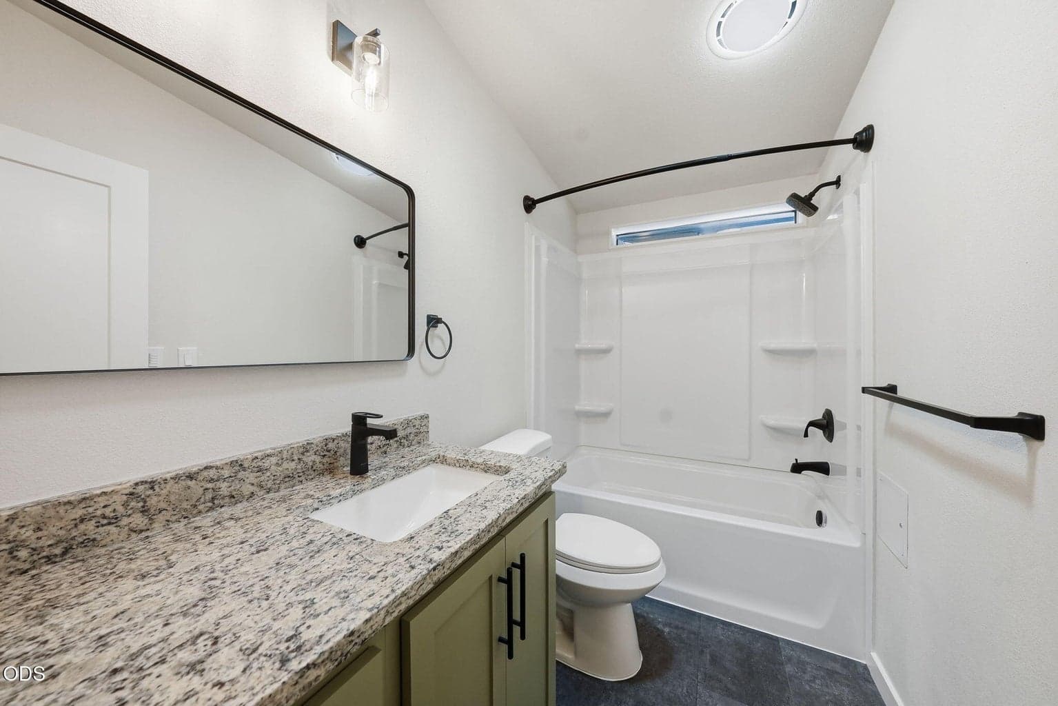 2nd Bathroom