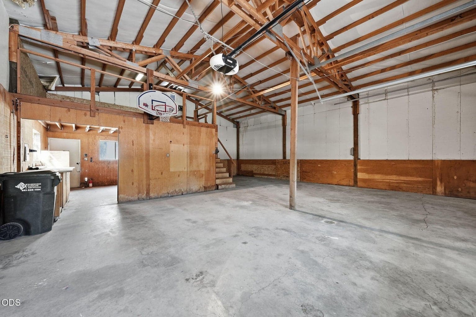 Photo of 50858 Fawn Loop 36 of 42