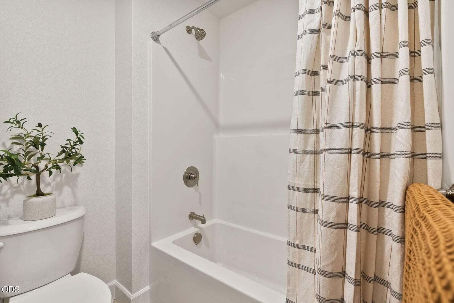 Photo of 4082 SW Pumice Avenue 28 of 33