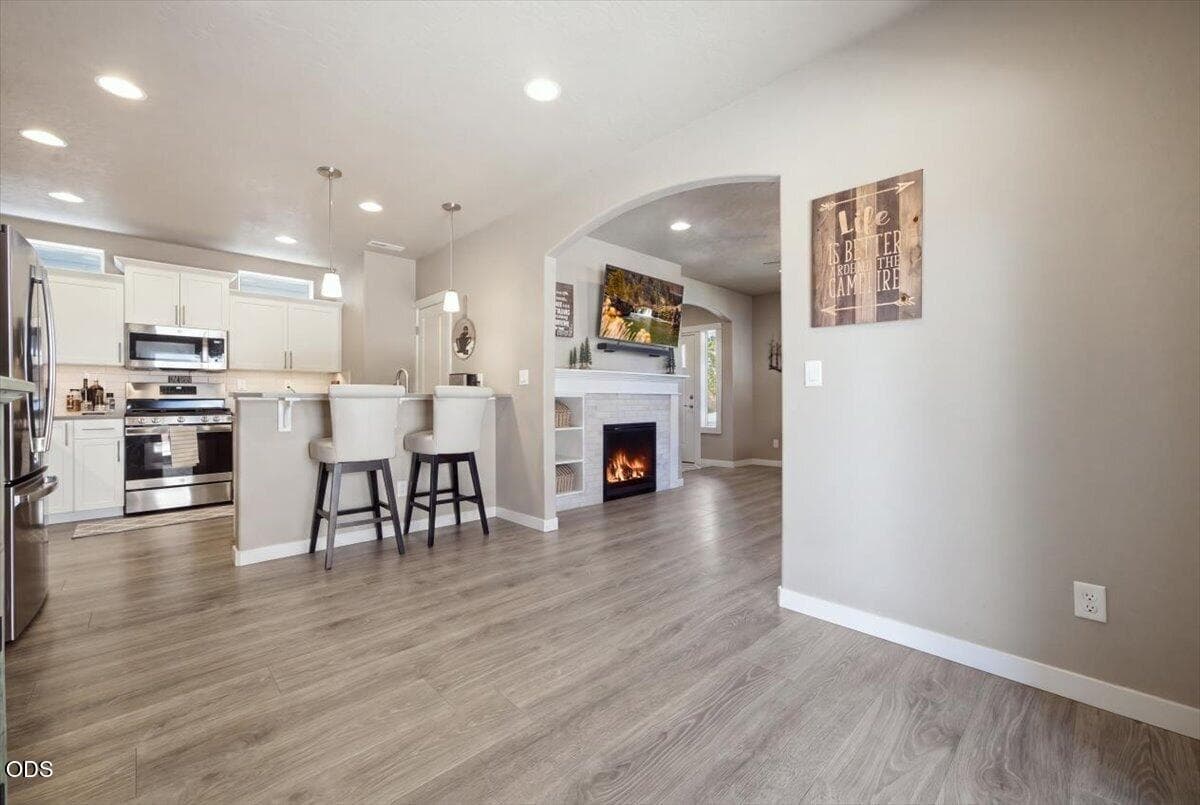 Photo of 642 N Willitts Street 11 of 55