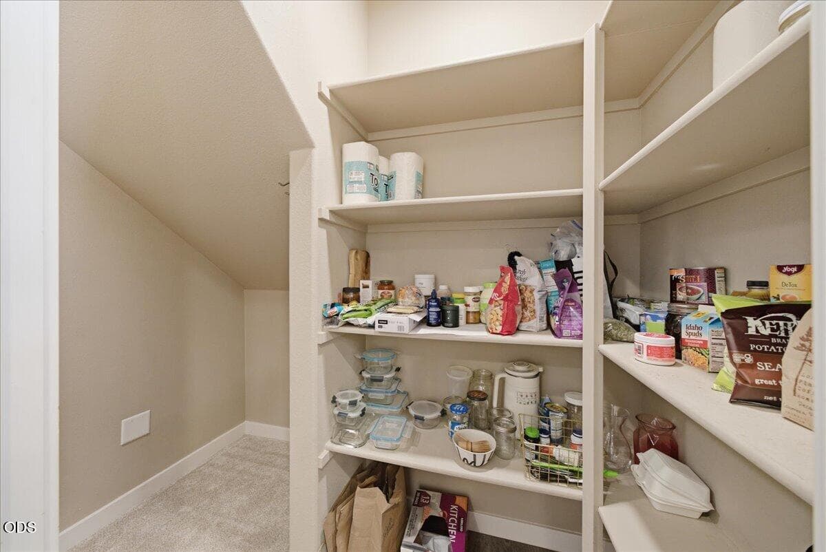 Photo of 642 N Willitts Street 19 of 55