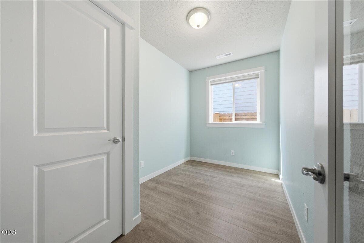 Photo of 642 N Willitts Street 21 of 55