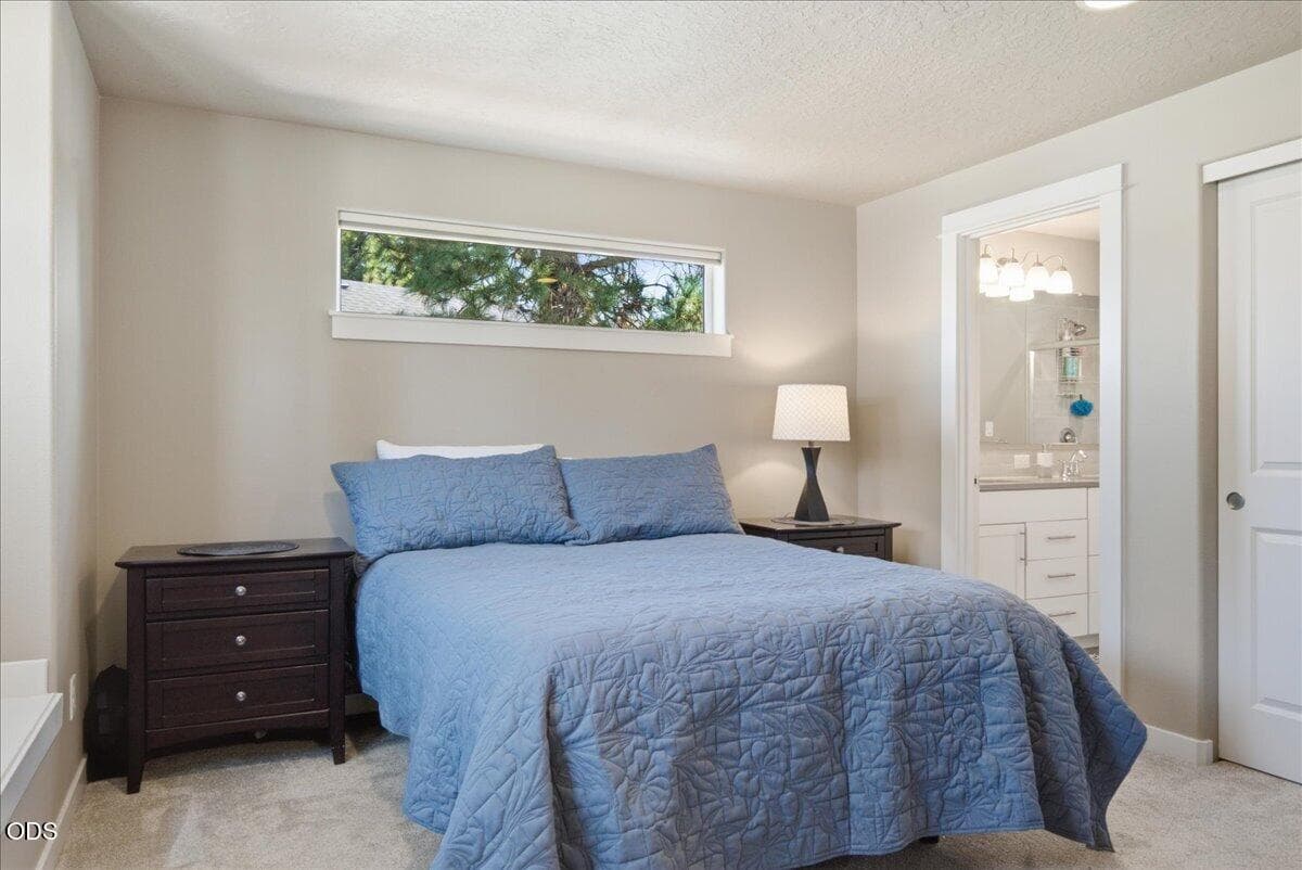 Photo of 642 N Willitts Street 35 of 55
