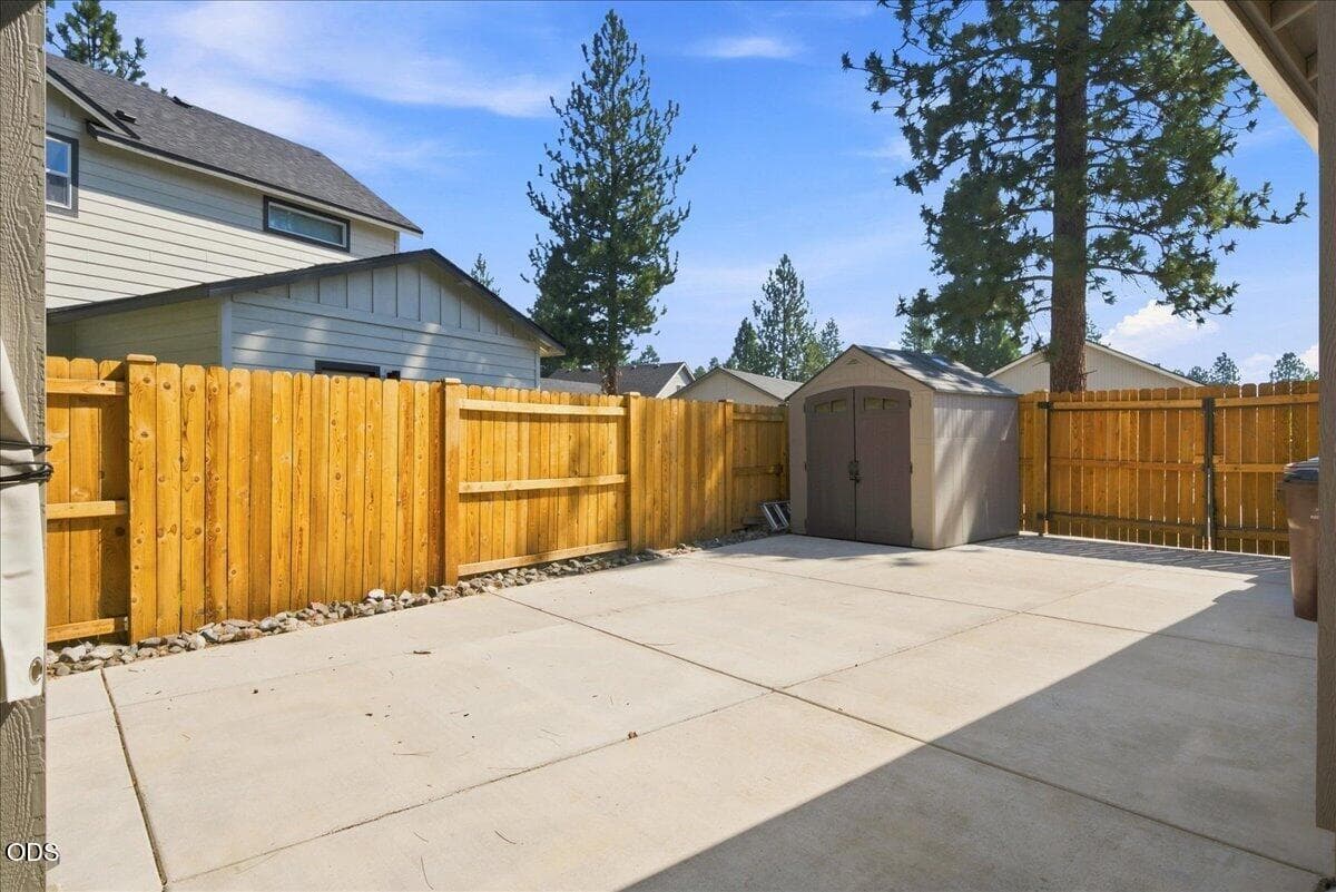 Photo of 642 N Willitts Street 46 of 55