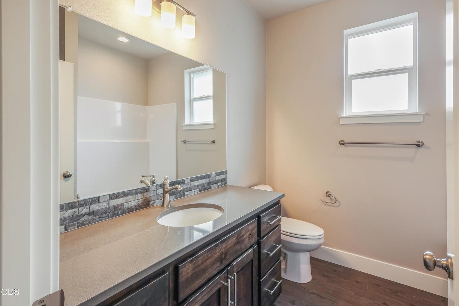 Photo of 3909 SW Antelope Way 14 of 23