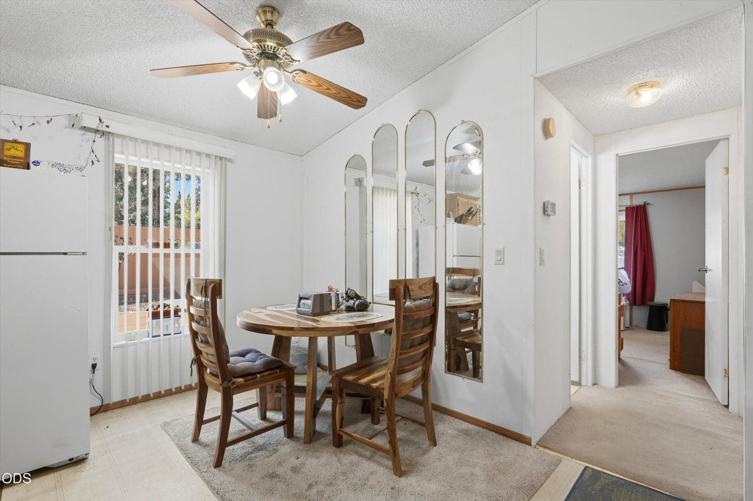 Photo of 2330 SE Morningside Drive 11 of 35