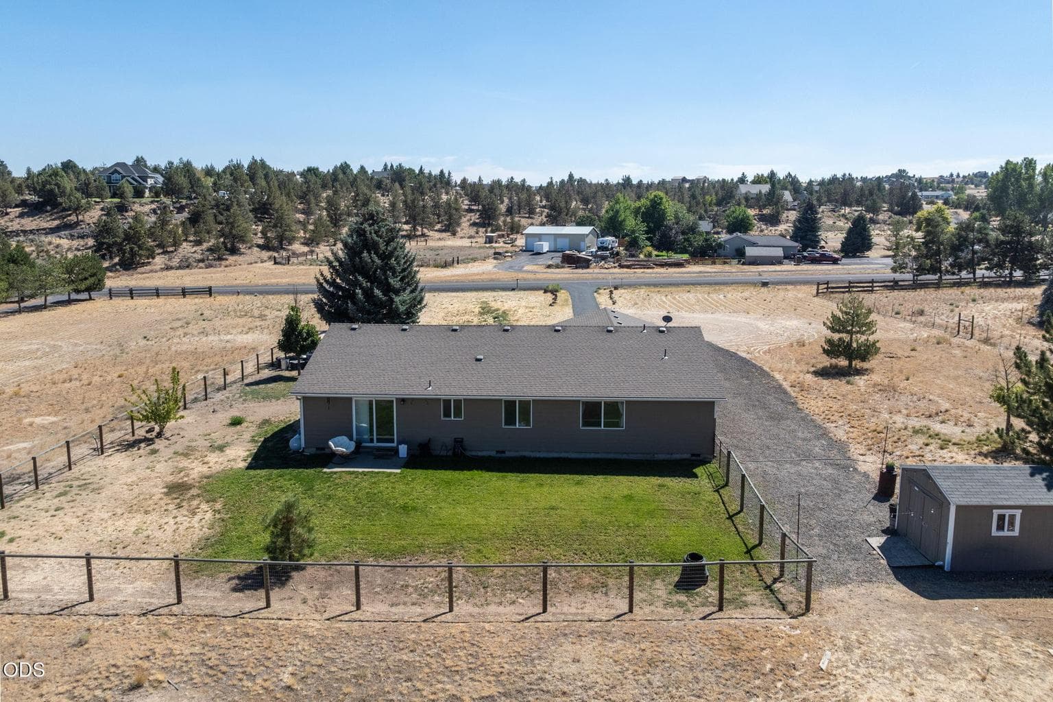 Photo of 1940 SE Sagebrush Drive 51 of 62