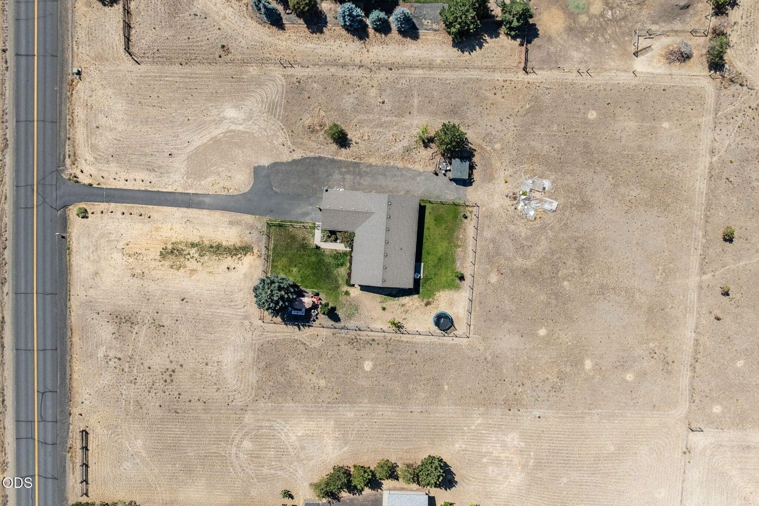 Photo of 1940 SE Sagebrush Drive 53 of 62