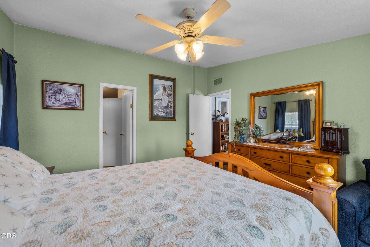 Photo of 2808 SW 25th Street 11 of 50