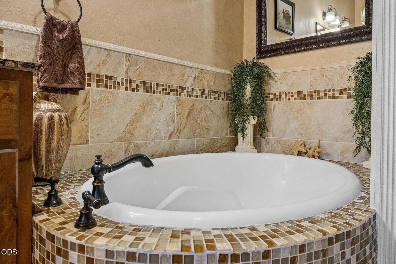 Photo of 2808 SW 25th Street 14 of 50