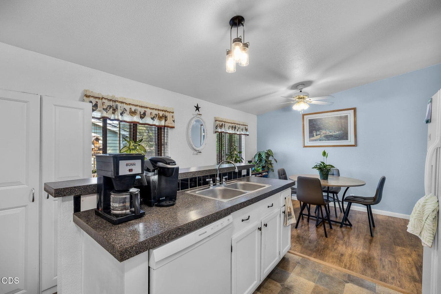 Photo of 2808 SW 25th Street 4 of 50