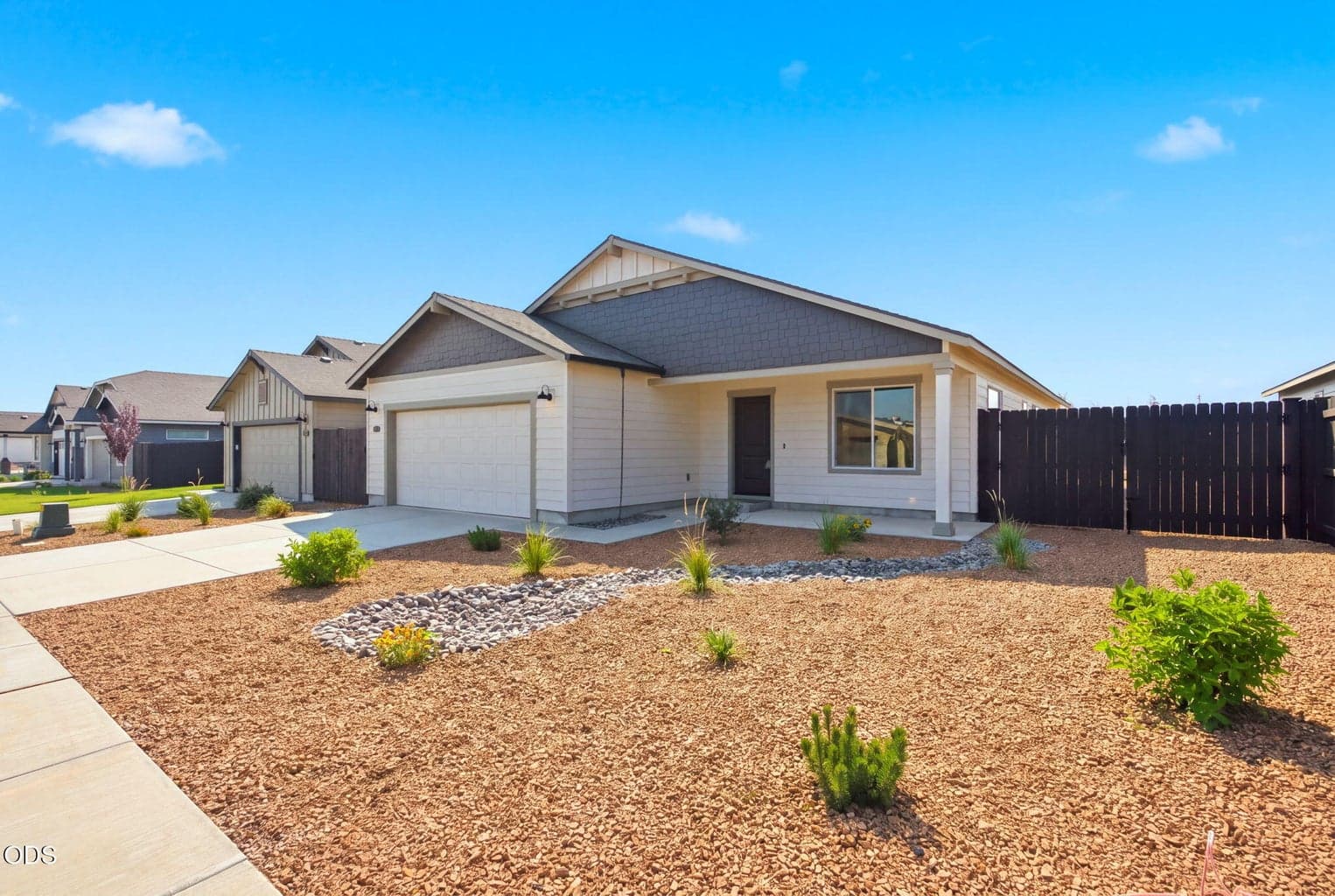 Photo of 4144 SW Pumice Avenue 2 of 61