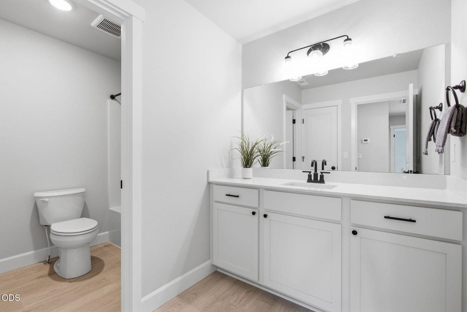 Photo of 4144 SW Pumice Avenue 51 of 61