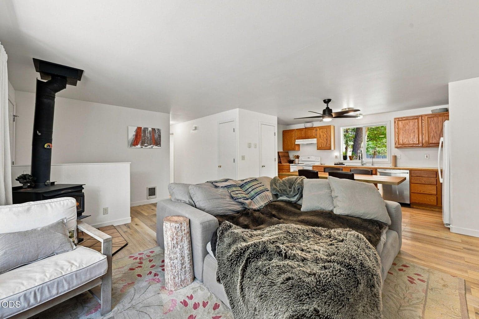 Photo of 56256 Eider Road 8 of 37