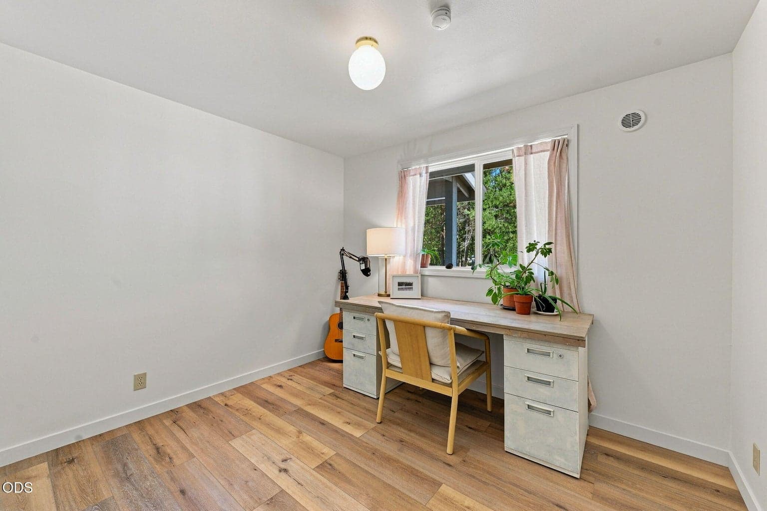 Photo of 56256 Eider Road 19 of 37