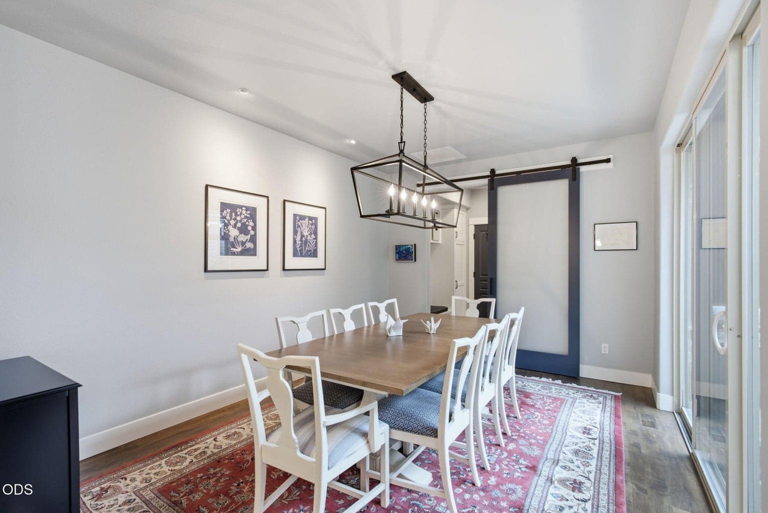 Photo of 1683 NW Lewis Street 12 of 43
