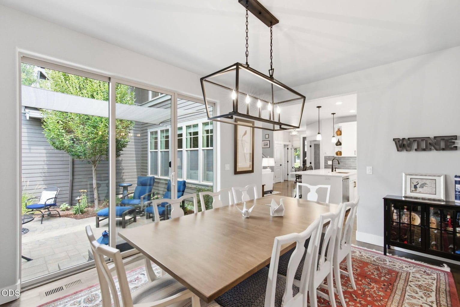 Photo of 1683 NW Lewis Street 13 of 43
