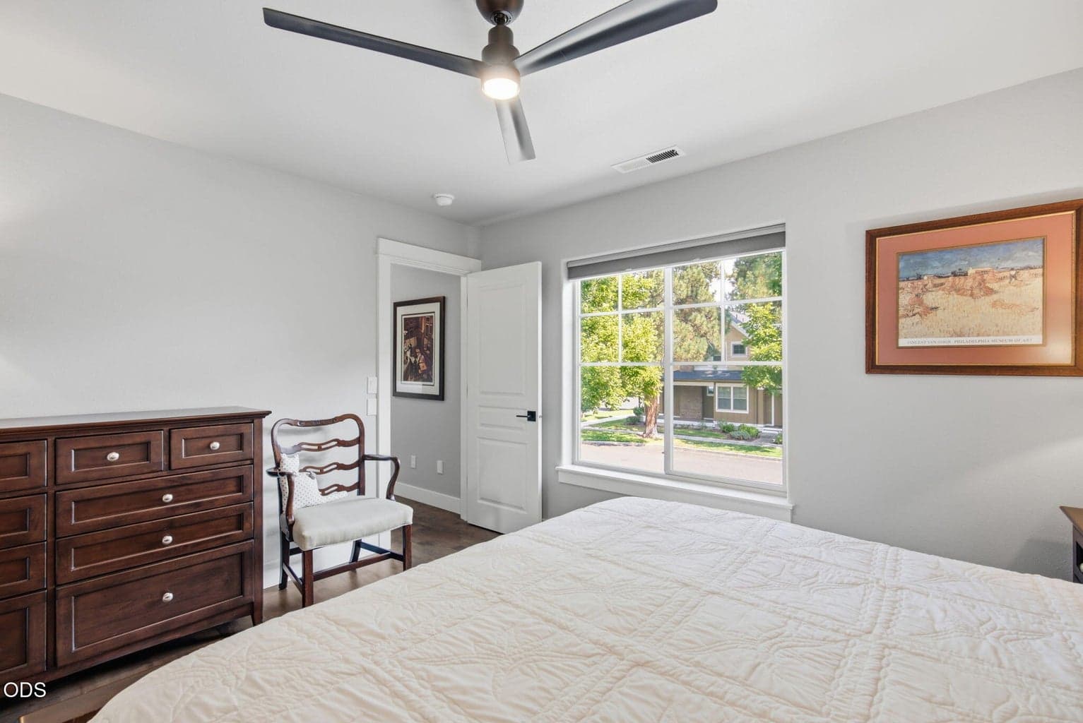 Photo of 1683 NW Lewis Street 19 of 43