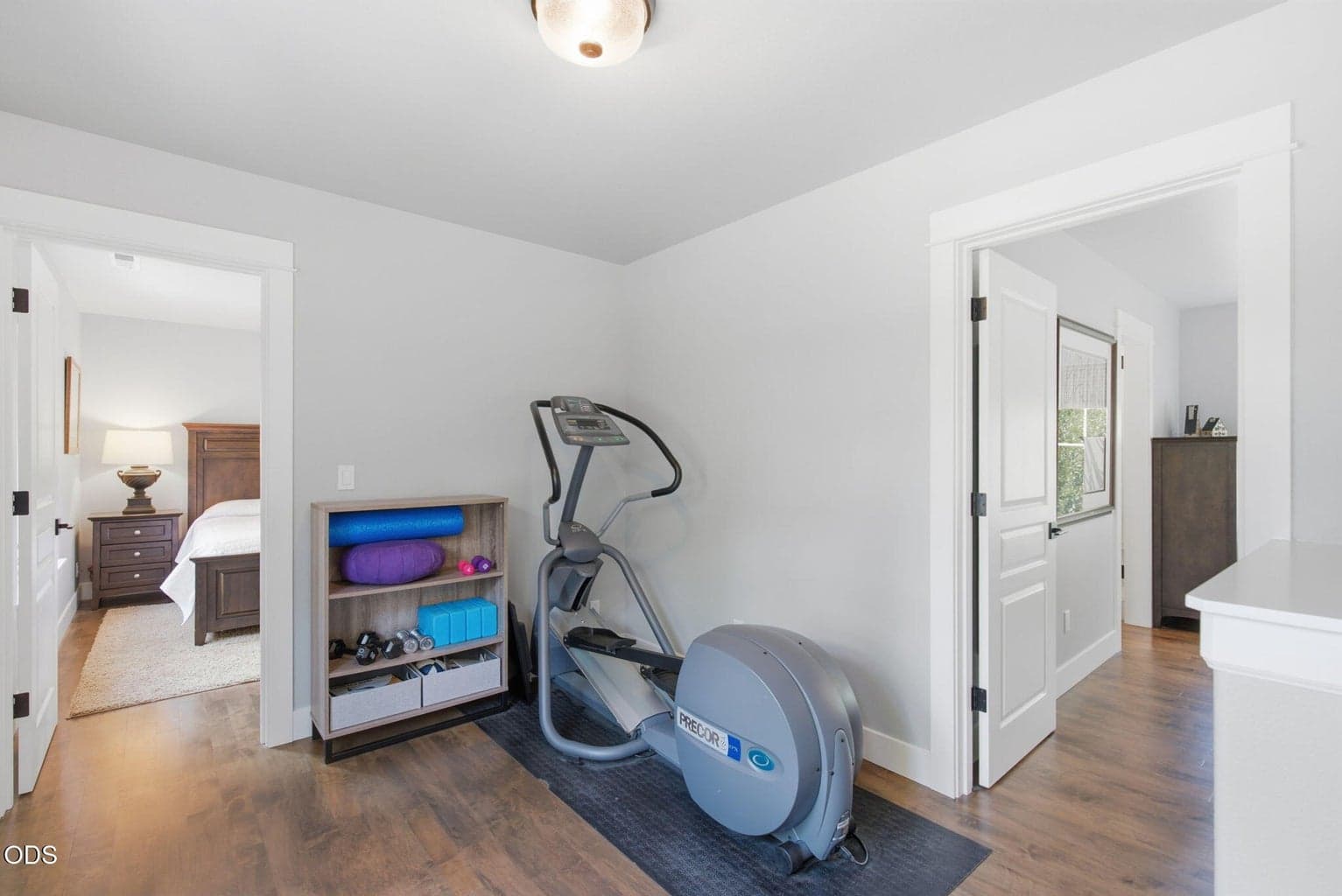 Photo of 1683 NW Lewis Street 21 of 43