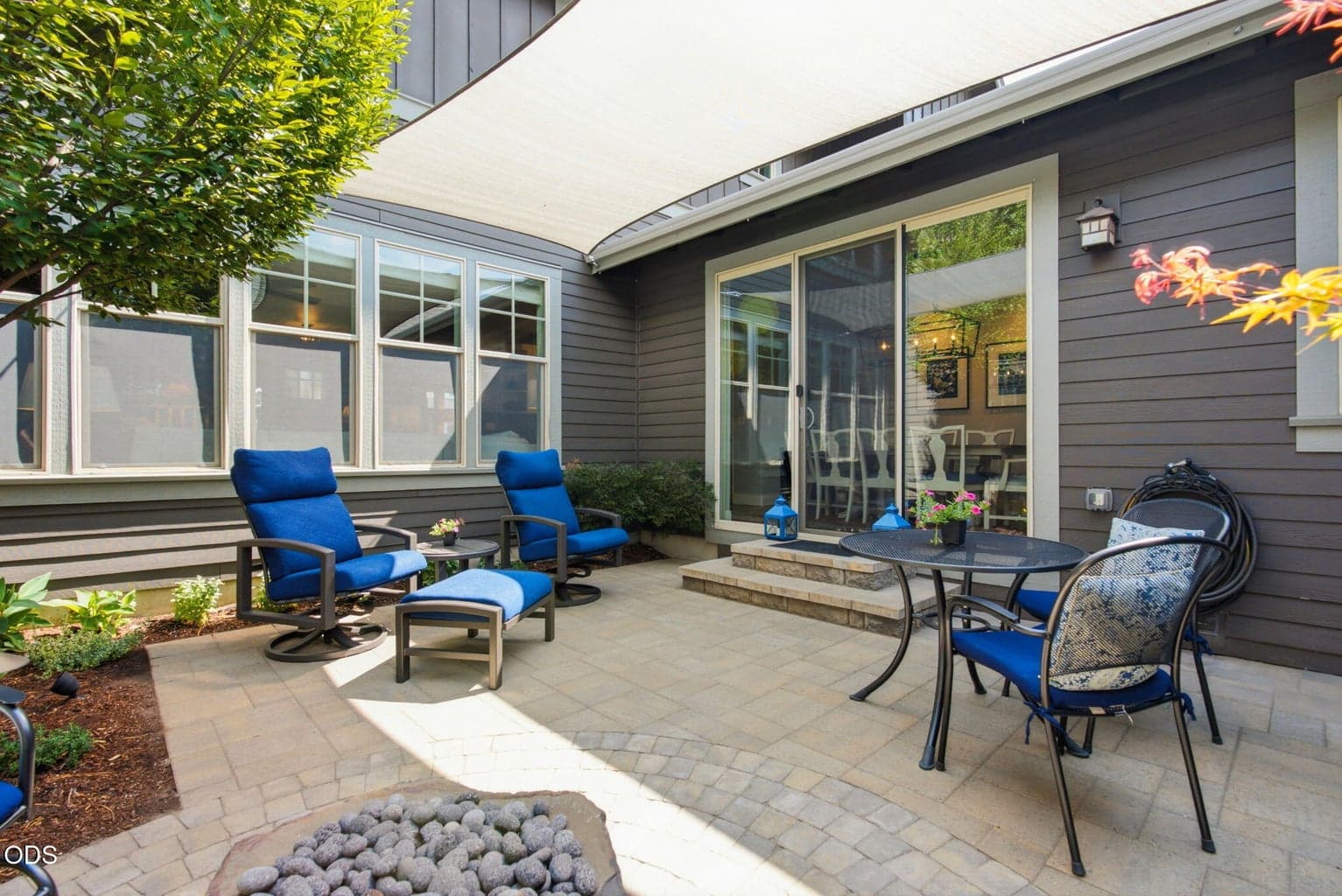Photo of 1683 NW Lewis Street 31 of 43