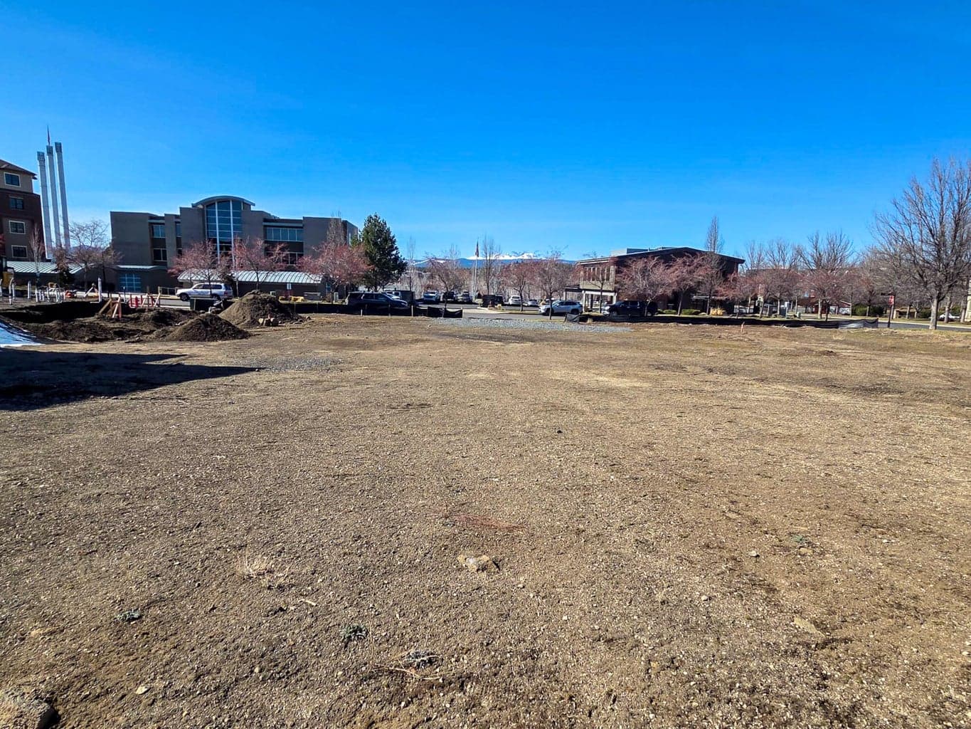 Photo of 274 SW Bluff Drive 2 of 4