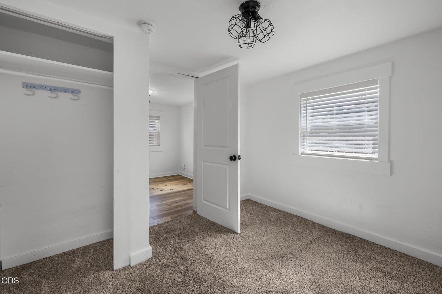 Photo of 673 NE Garner Street 20 of 35