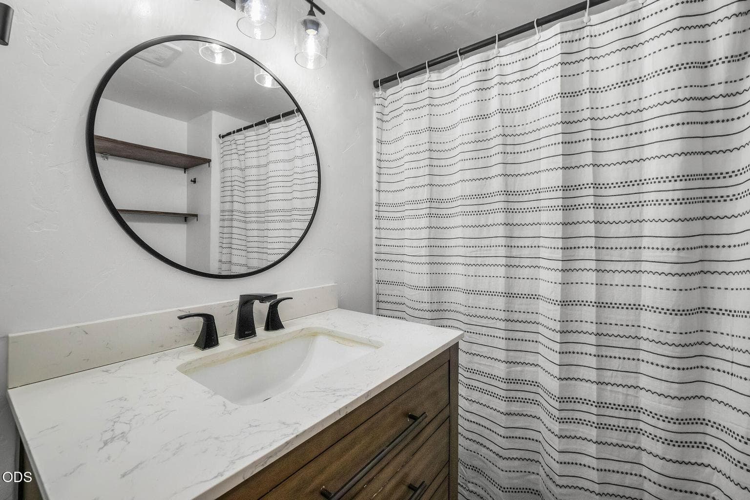 Photo of 673 NE Garner Street 22 of 35
