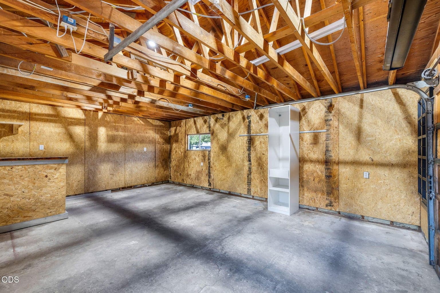 Photo of 673 NE Garner Street 27 of 35