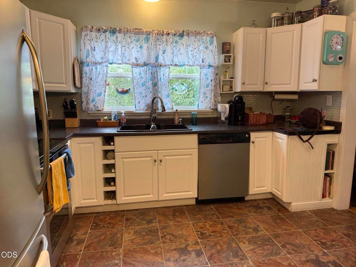Photo of 748 NE 4th Street 8 of 28