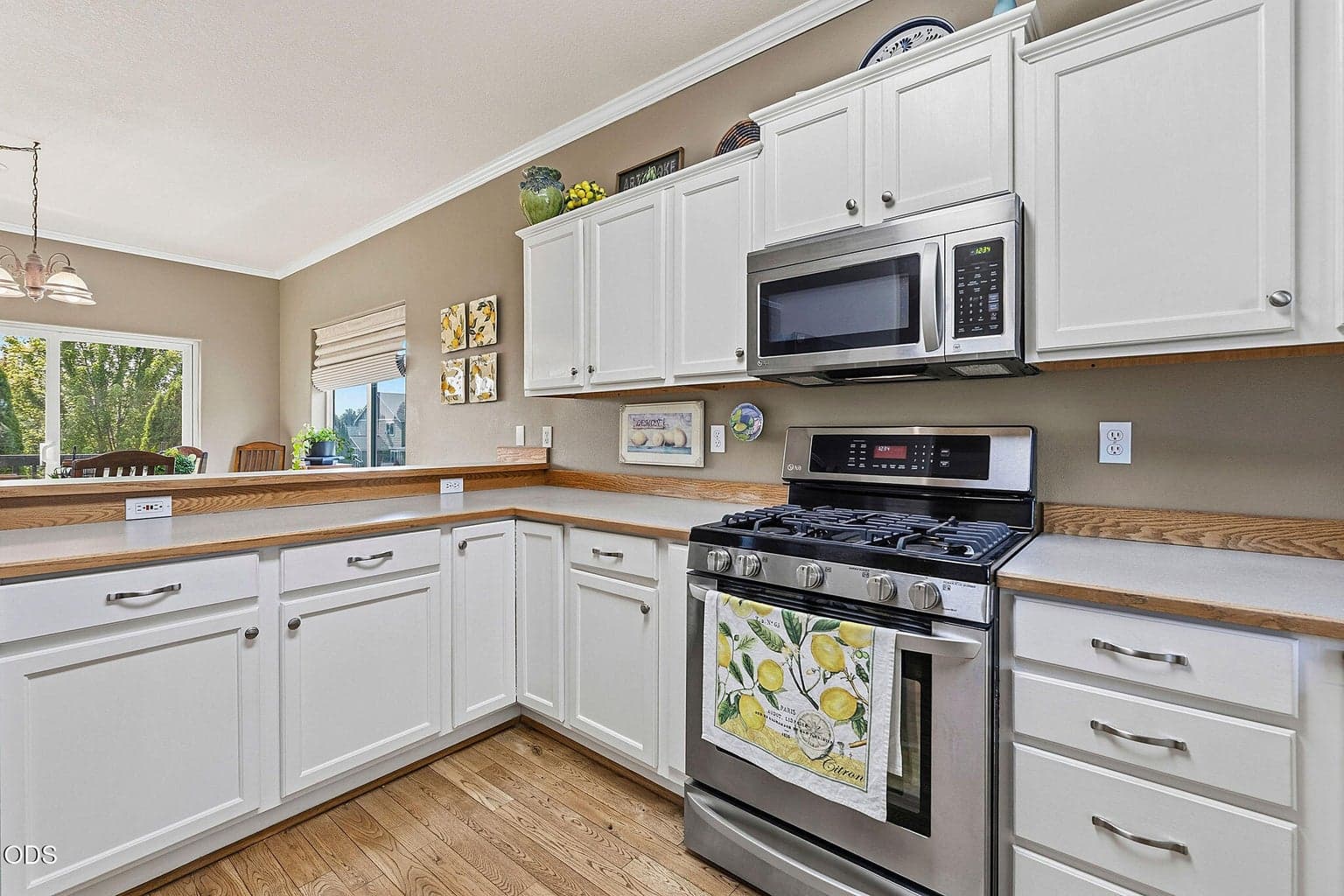 Photo of 2350 SW Indian Avenue 12 of 35