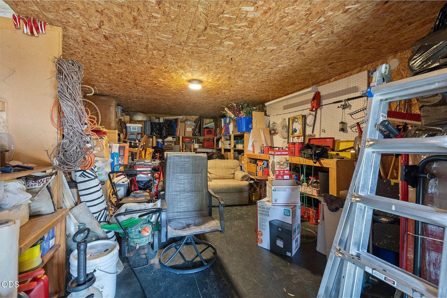 Photo of 2350 SW Indian Avenue 23 of 35