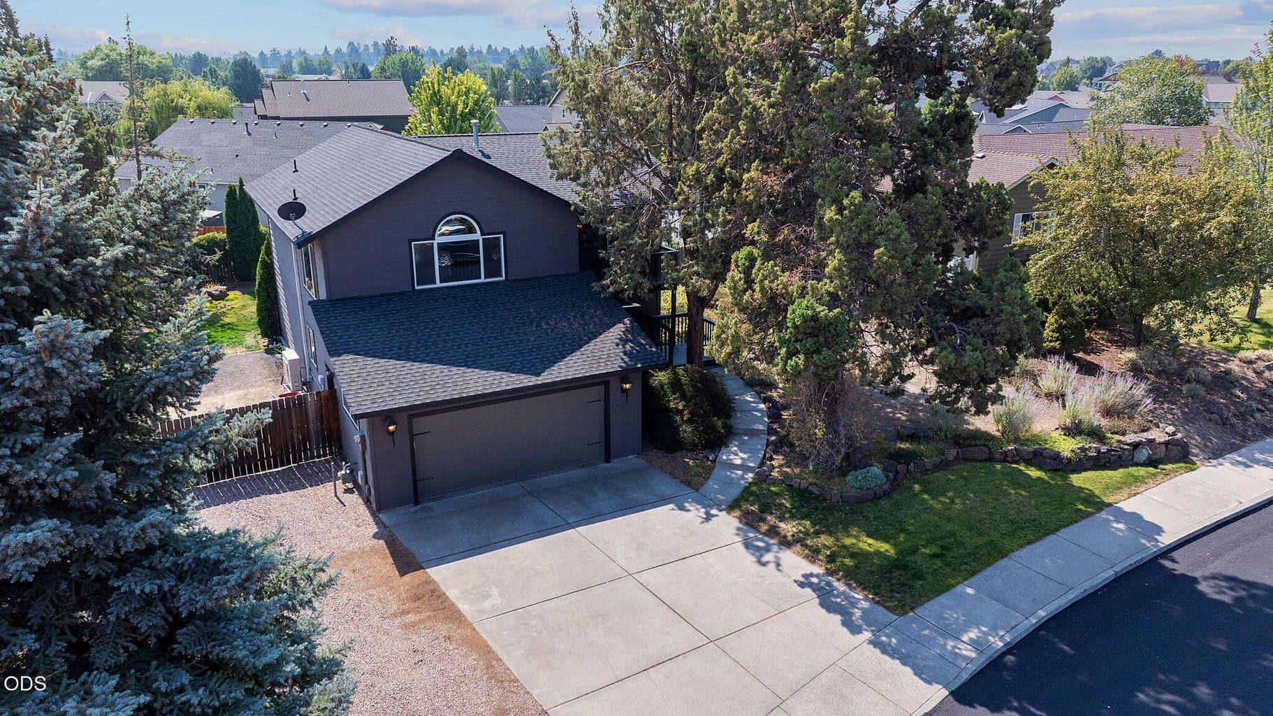 Photo of 2350 SW Indian Avenue 1 of 35