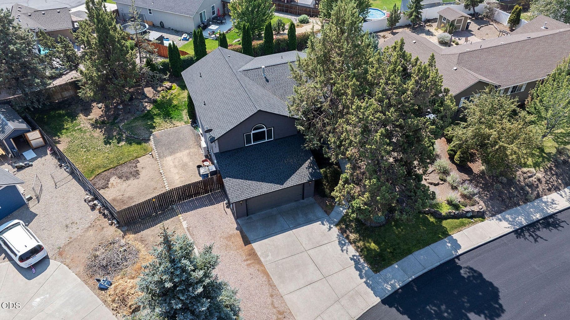 Photo of 2350 SW Indian Avenue 32 of 35
