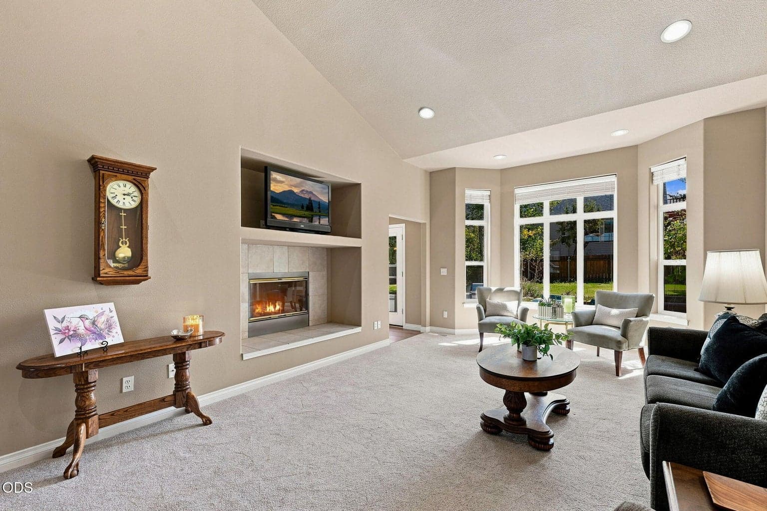 Vaulted Living area!
